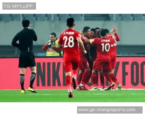 中超精彩对决大连一方迎战上海上港全场视频回放与精彩瞬间分析