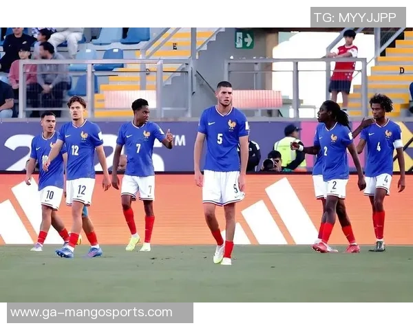 女子U20世界杯精彩对决法国队迎战朝鲜队争夺晋级名额